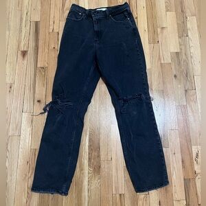 Abercrombie & Fitch
The 90's Straight Ultra High Rise